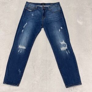 Judy Blue Jeans Distressed  Mid Rise Relaxed Fit Women’s Size 15/32 Stretch Blue